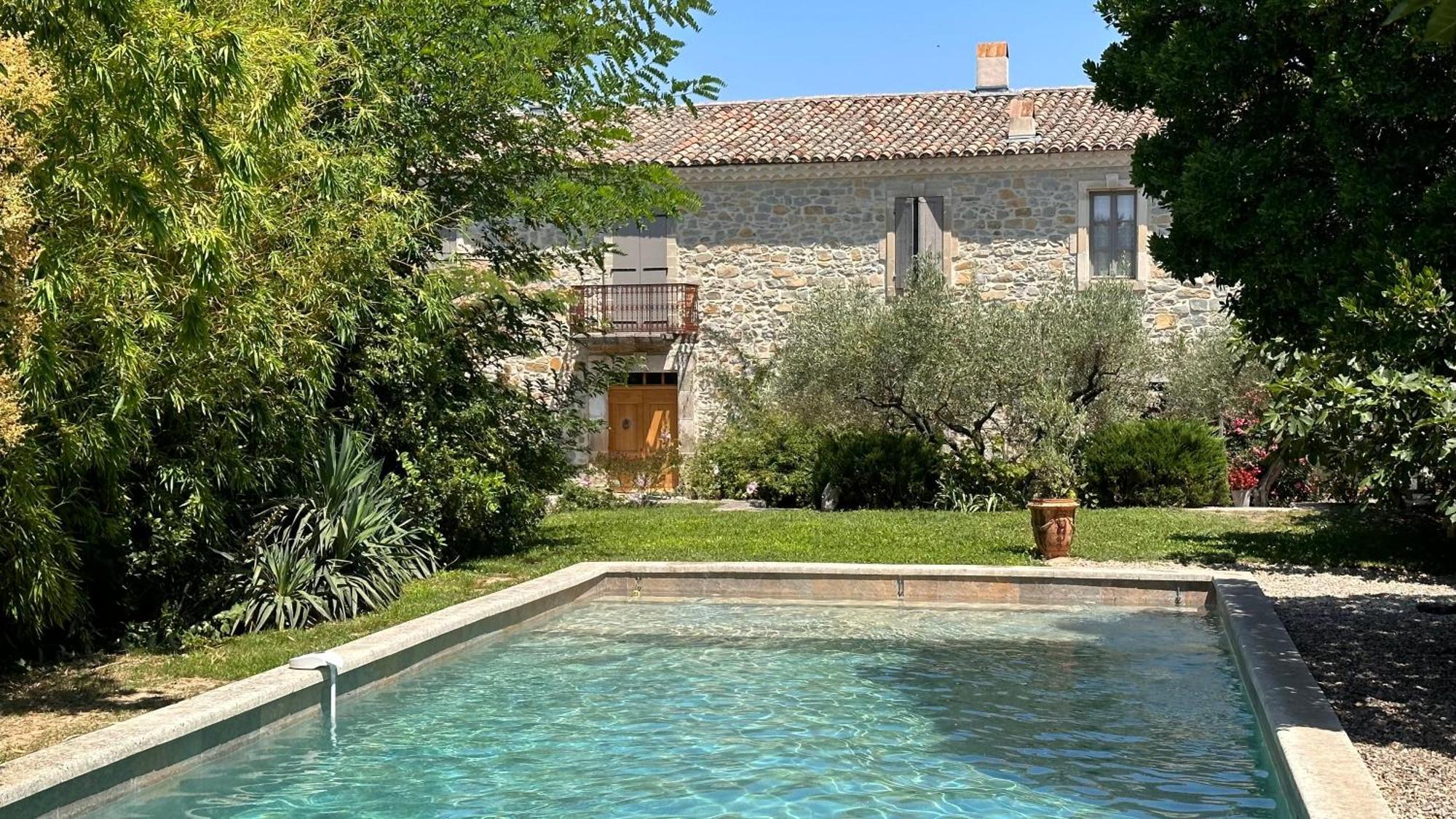 Le Coing Des Vignes Bed & Breakfast Mauressargues Dış mekan fotoğraf