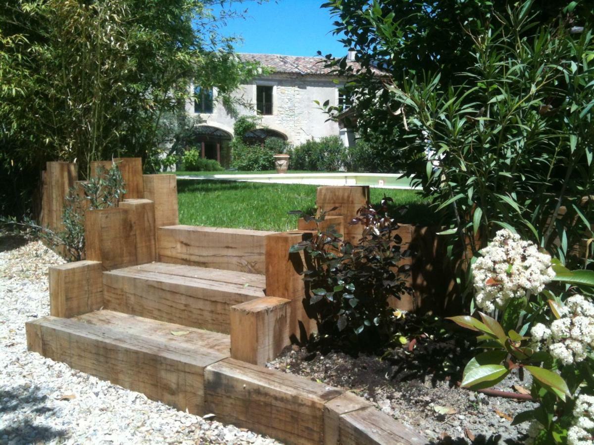 Le Coing Des Vignes Bed & Breakfast Mauressargues Dış mekan fotoğraf