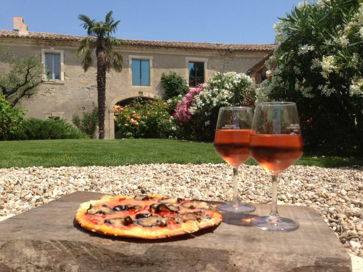 Le Coing Des Vignes Bed & Breakfast Mauressargues Dış mekan fotoğraf